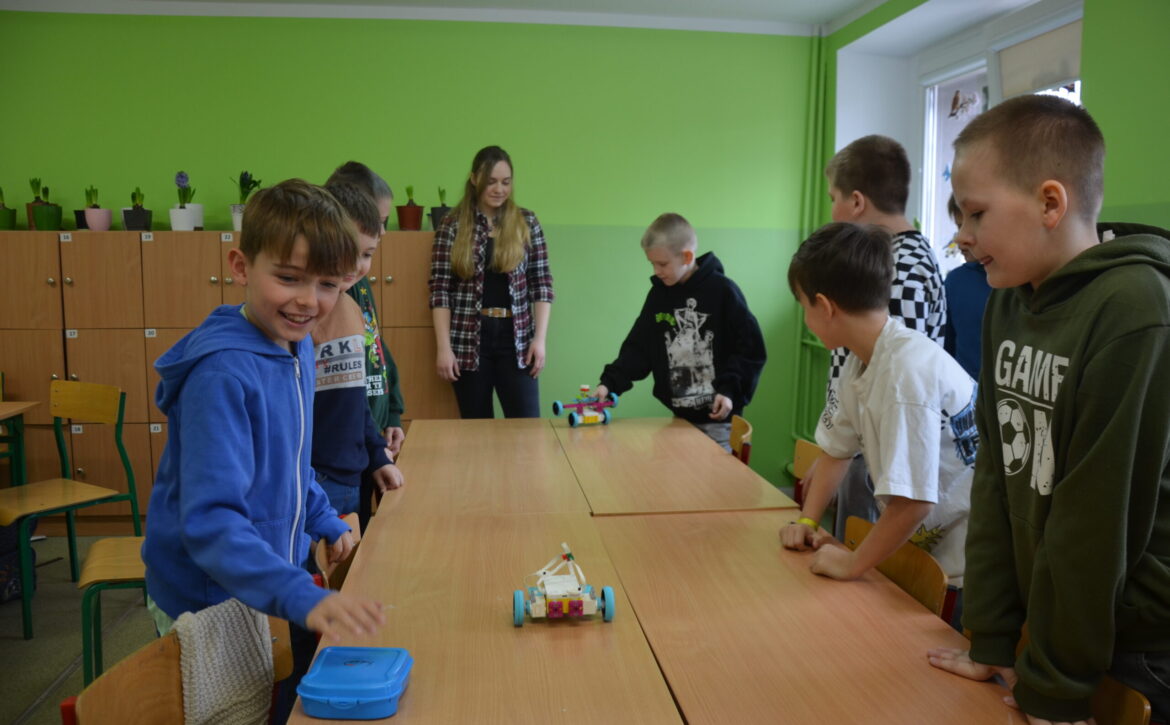 2025.03.26 Robotyka w SP Książ (35)
