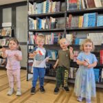 Biało-czerwone barwy wypełniły dziś ksiąską bibliotekę!
