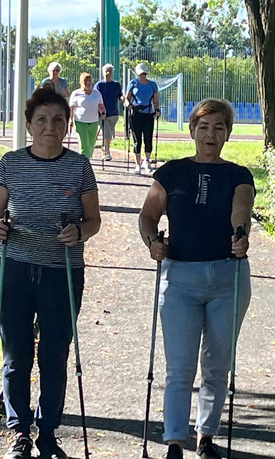 Dołącz do ekipy z kijkami!