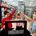 Przedszkolaki na warsztatach teatralnych w bibliotece