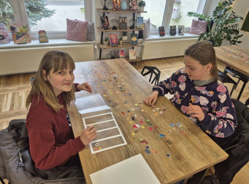 2026.04.08 Kreatywne zakładki w bibliotece (6)