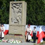 Pamięci bohaterów bitwy o Książ