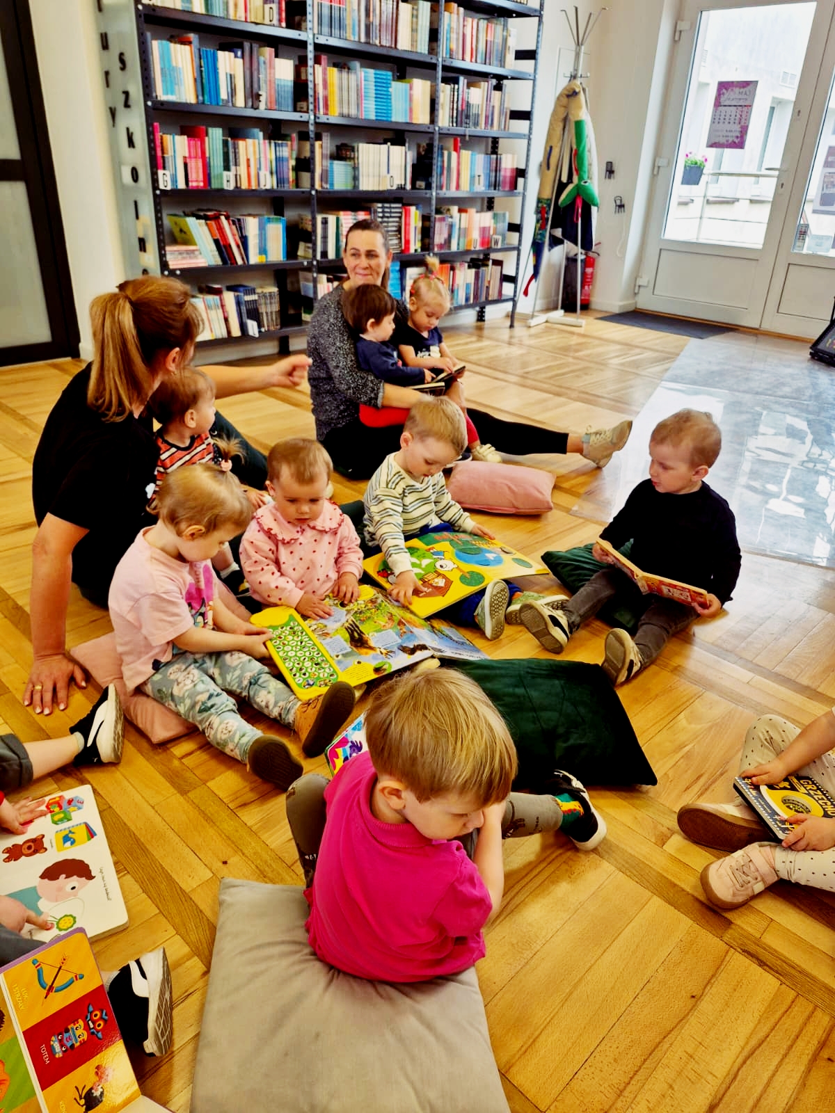 Kotki i Misie odwiedziły bibliotekę